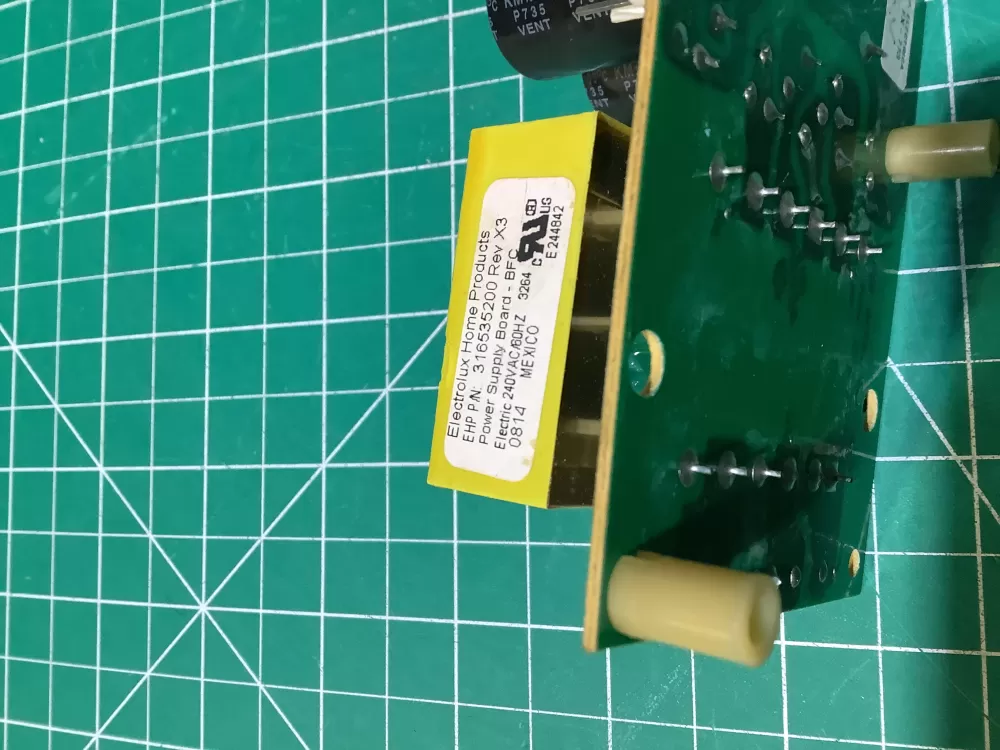 Electrolux 316535200A Range/Stove/Oven Power Supply Board AZ133540 | NR502
