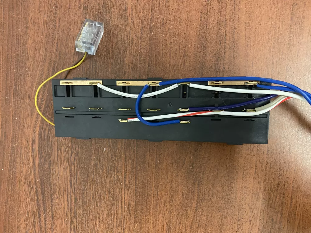 Whirlpool W10424366 Refrigerator Dispenser Control Board AZ47192 | BK836