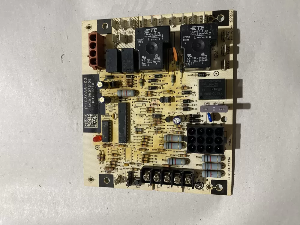 Lennox 1012-83-9675A Furnace Control Board Circuit