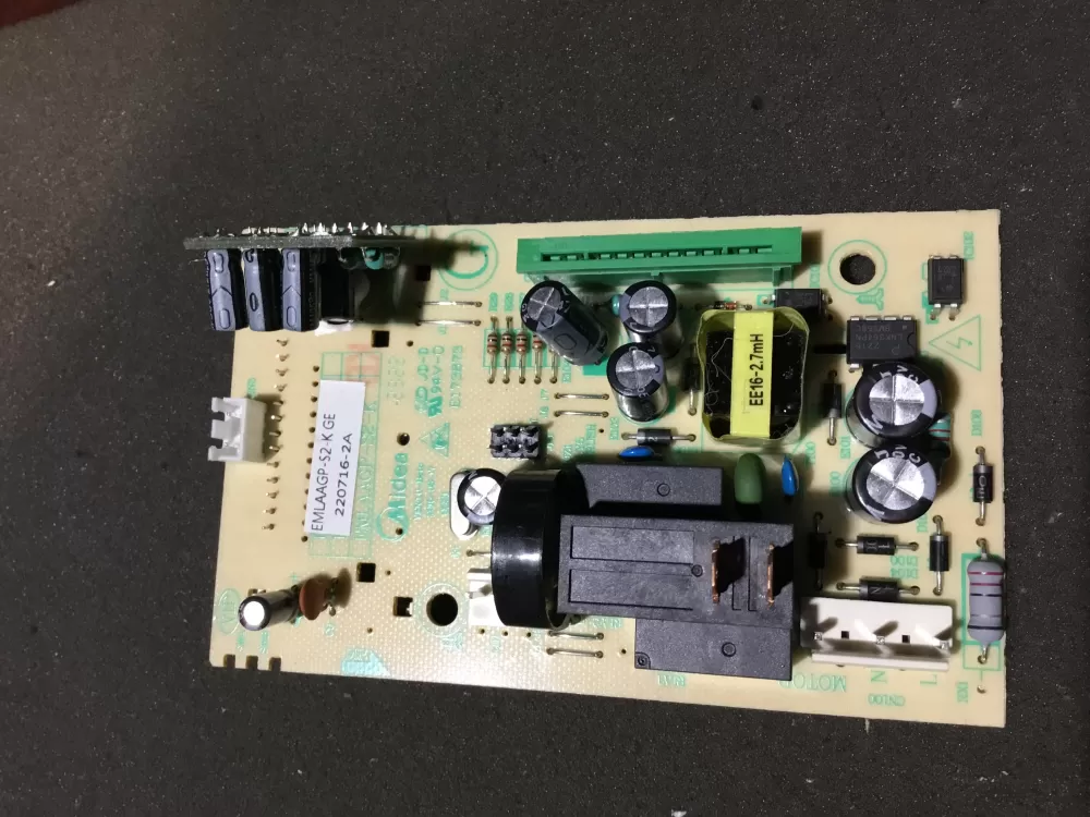 Magic Chef EMLAUXX-21-K-CKD Microwave Display Board AZ85000 | NR1125
