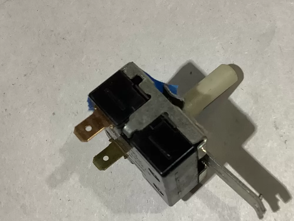 GE WE4M177 Dryer Switch AZ103025 | Sl81