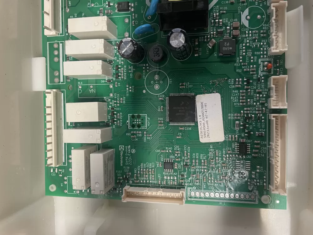 5304534572 Frigidaire Refrigerator Control Board AZ20976 | KMV259
