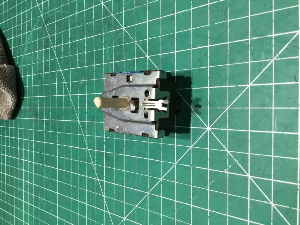 Maytag Dryer 2205065 Switch AZ155641 | SL236