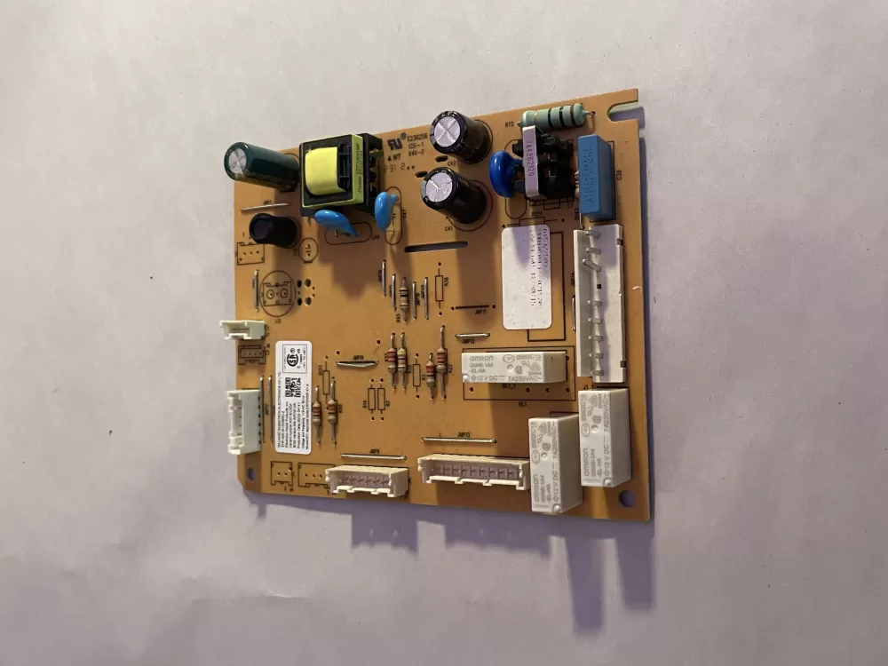 Frigidaire A05191203ARC A15377501 Refrigerator Control Board