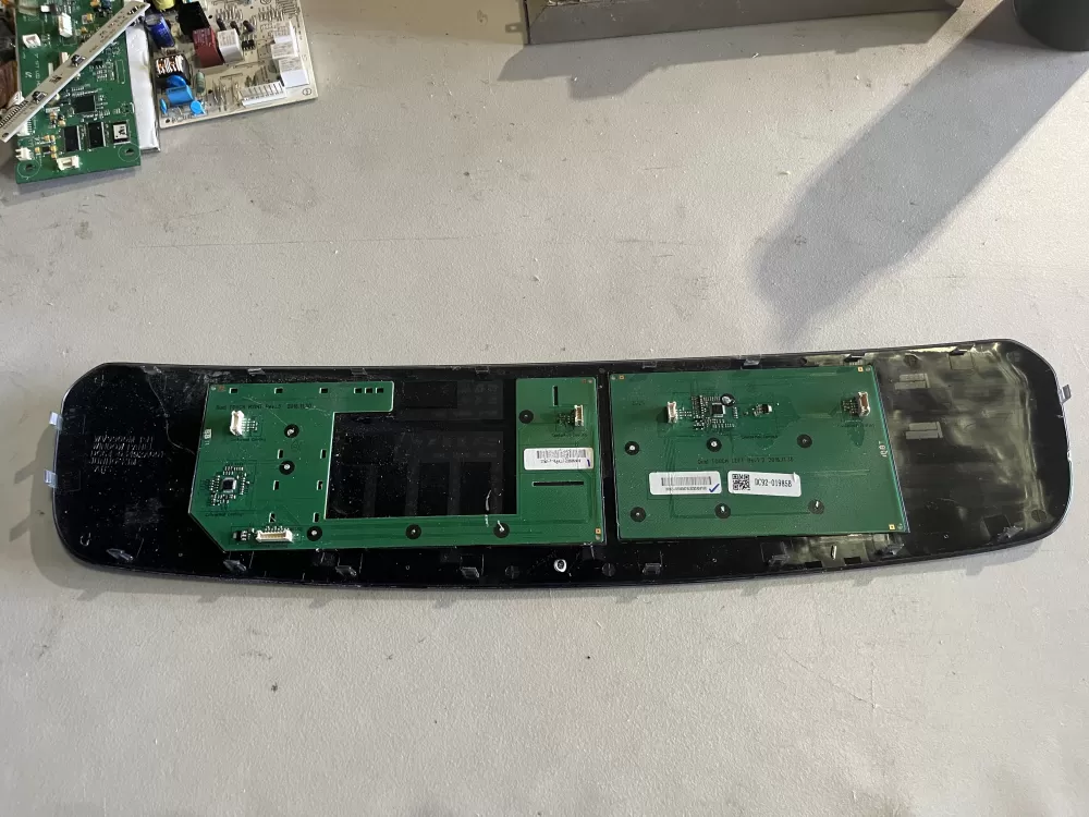 Samsung DC92-01985B UI Control Board Panel AZ42296 | V421