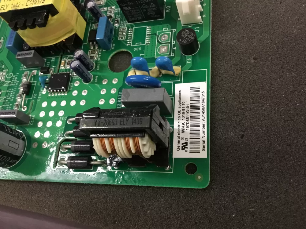 GE LG Hotpoint 197D8511G101 Refrigerator Control Board AZ81116 | NR961