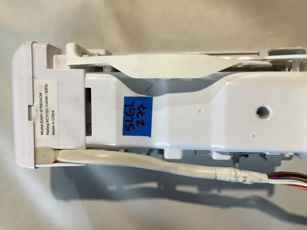 Samsung DA97-07592ACM Refrigerator Ice Maker AZ149247 | SL277