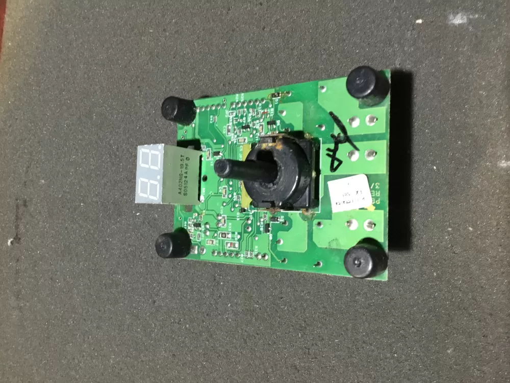 Frigidaire 316441801  316441801F  AP3873639  1163629  316441801K  AH1149759  EA1149759  PS1149759 Range Control Board Potentiometer Display