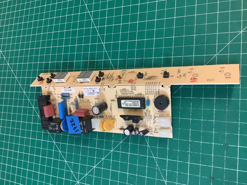 Kenmore 2304050 Refrigerator Control Board AZ222418 | NR1722
