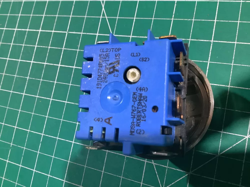 GE 191D4774P005 Oven Switch AZ143526 | SL175
