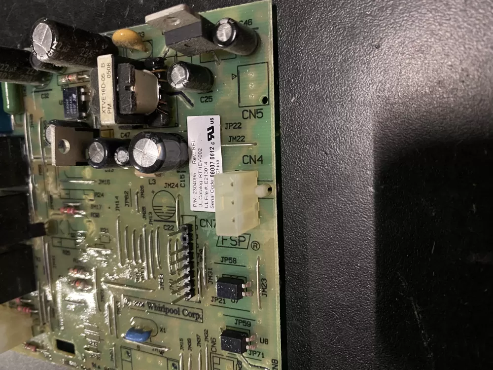 Whirlpool WPW10135090  AP6015557  W10135090  2252189  2252189EXCR  2255239  2255239EXCR  2304056  2304056EXCR  2304095  2304095EXCR  PS11748838  W10135090R  W10135090REXCR Refrigerator Main Control Board