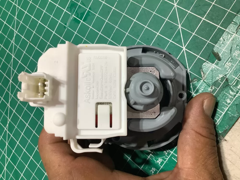 Amana  Kitchen Aid  Whirlpool W10724439 W10876537VP W10876537 Dishwasher Water Drain Pump Motor