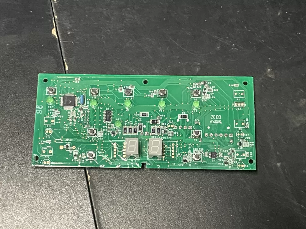GE  Hotpoint 200D7355G006 Refrigerator Control Board Dispenser