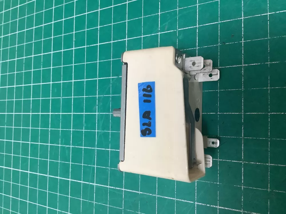 GE Robertshaw 811612 Oven Infinite Switch AZ224654 | SLA116