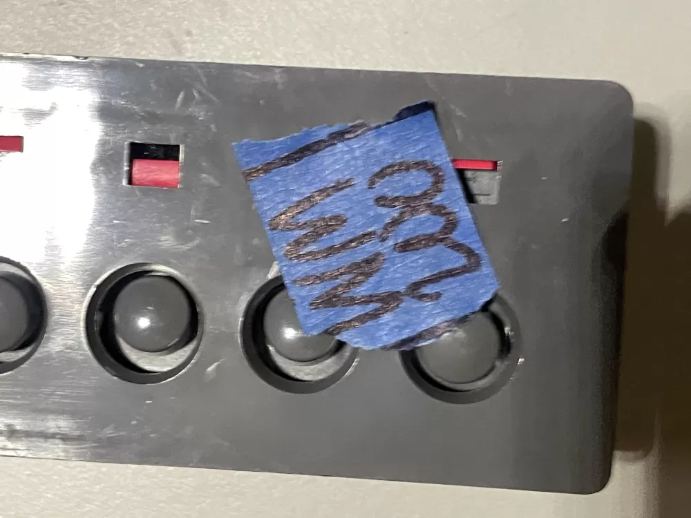 Whirlpool Maytag 2198621 Refrigerator Control Board Dispenser AZ30747 | WM200