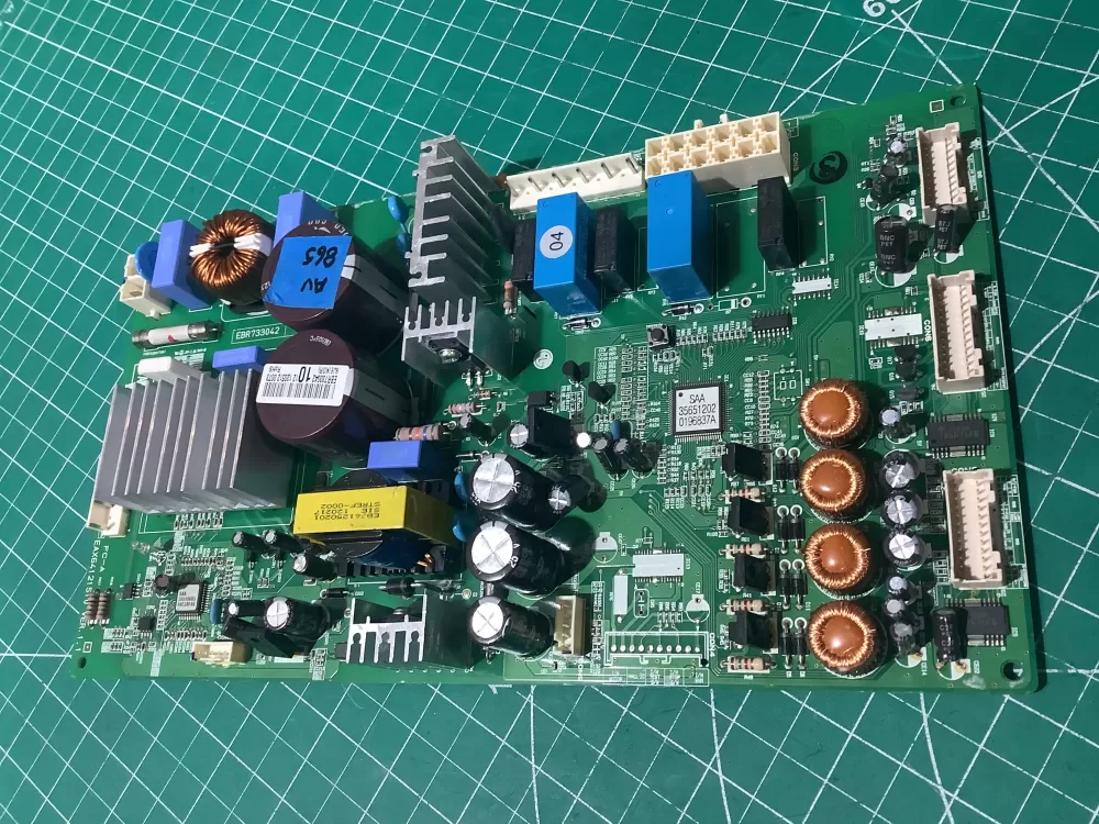 LG Kenmore EBR73304210 Refrigerator Control Board AZ188472 | AV865