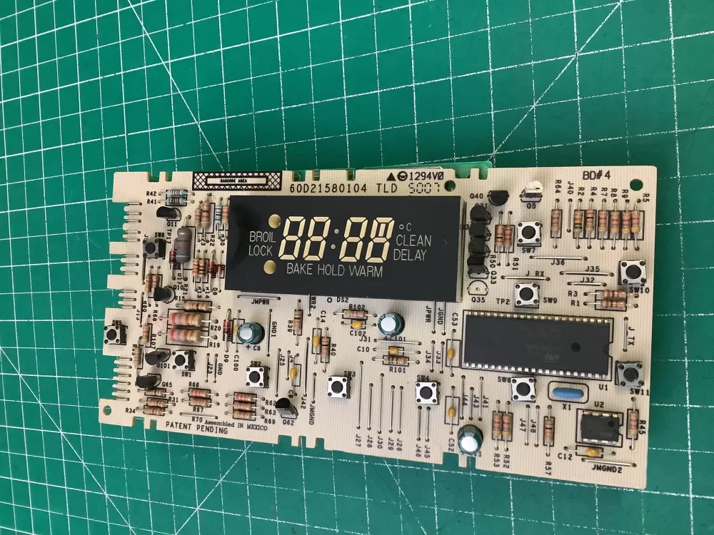 60D21580104 Whirlpool Range Board - Control