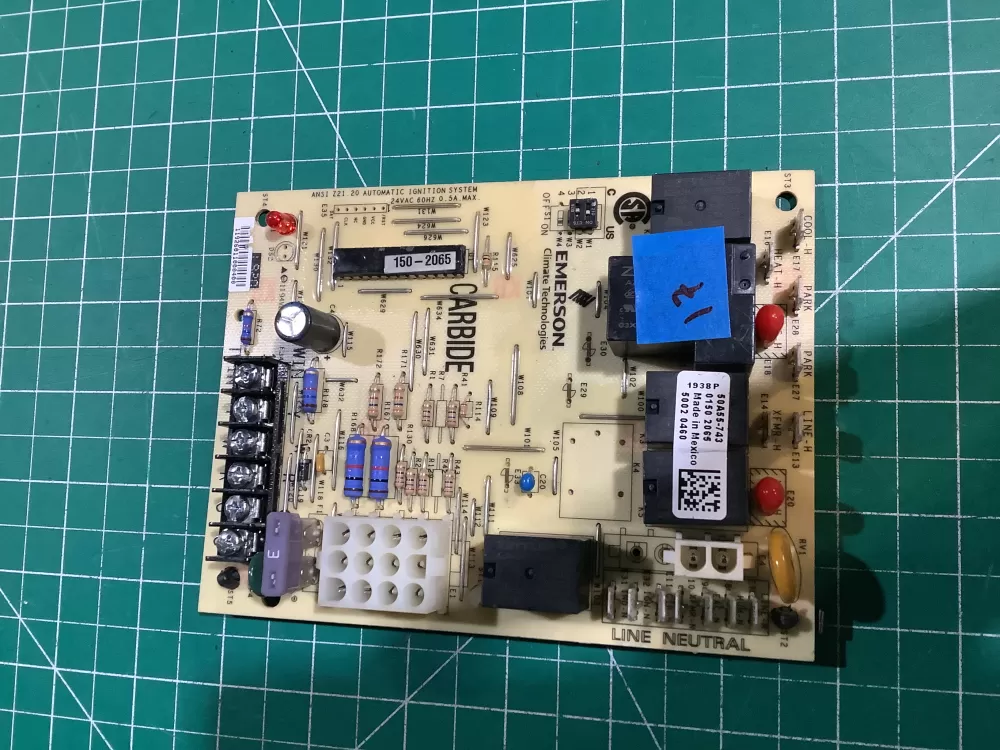 Emerson Trane 50a55 743 01502065 Furnace Control Board AZ161483 | NR17