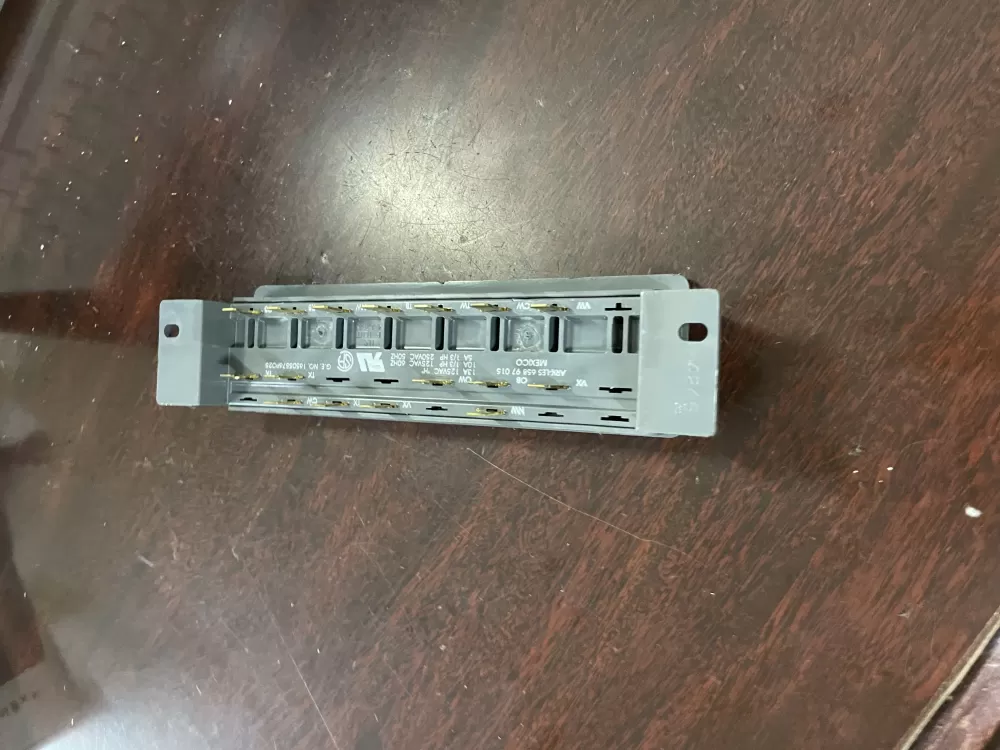 GE  General Electric 165D5576P025 Dishwasher Control Board Push Button Switch