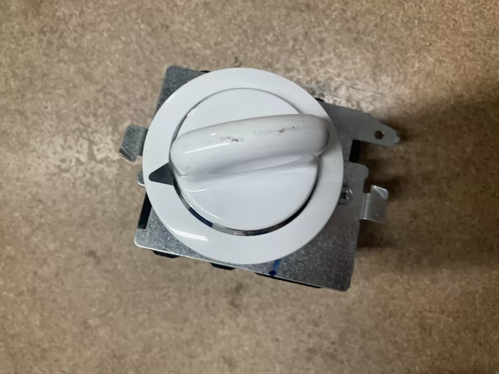 GE 212D1233P012 WE4M364 Dryer Timer AZ23695 | KM1500