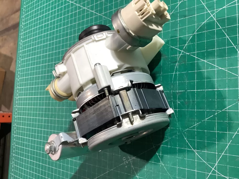 6770512 Miele Dishwasher Motor