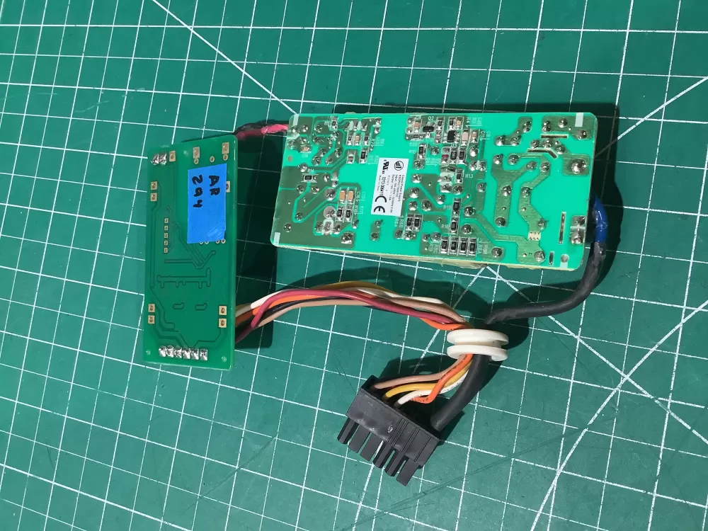 Whirlpool W10277801 Refrigerator LED Control Board AZ189133 | AR294