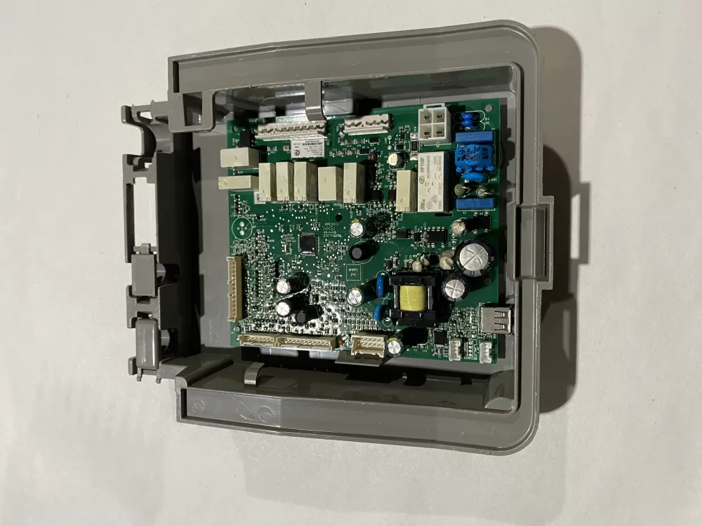 Frigidaire A16561204 Refrigerator Board AZ152139 | BKV786