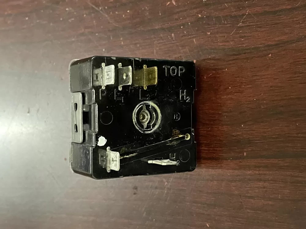 96Z0BMW Oven Range Infinite Burner Control Switch AZ67071 | KM1270