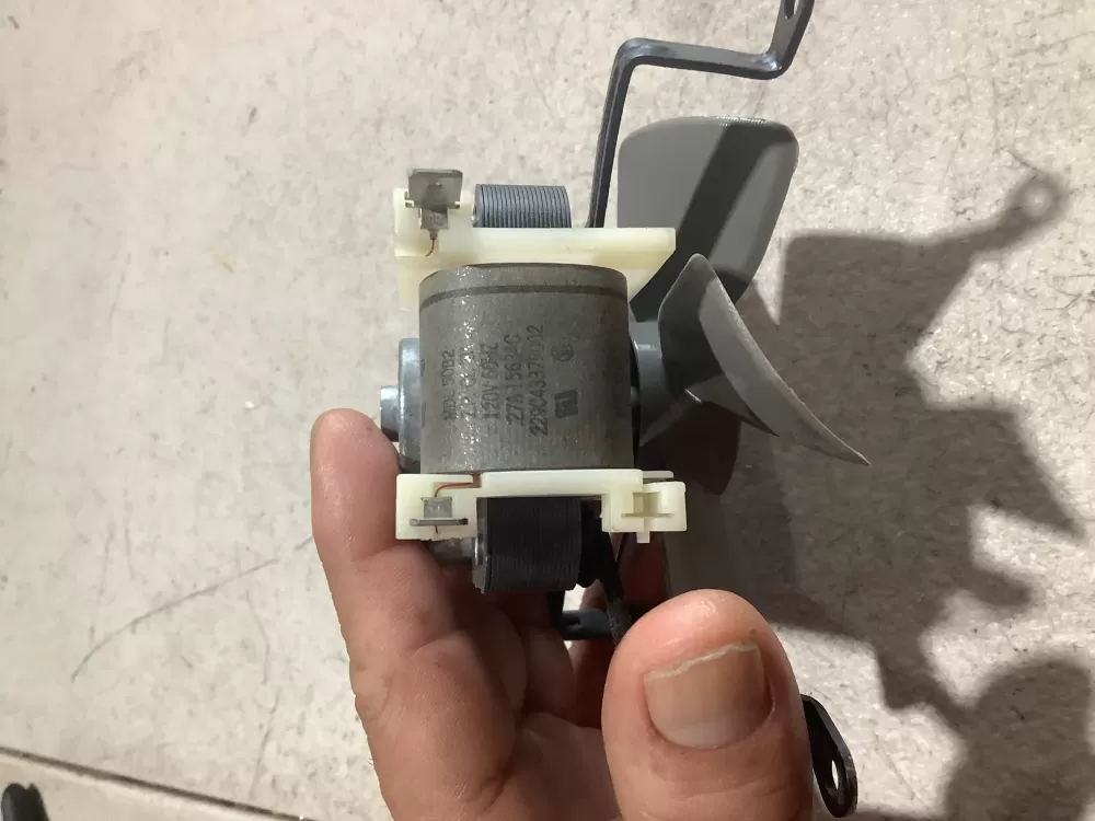 GE 229C4337P002 Oven Fan Motor Assembly