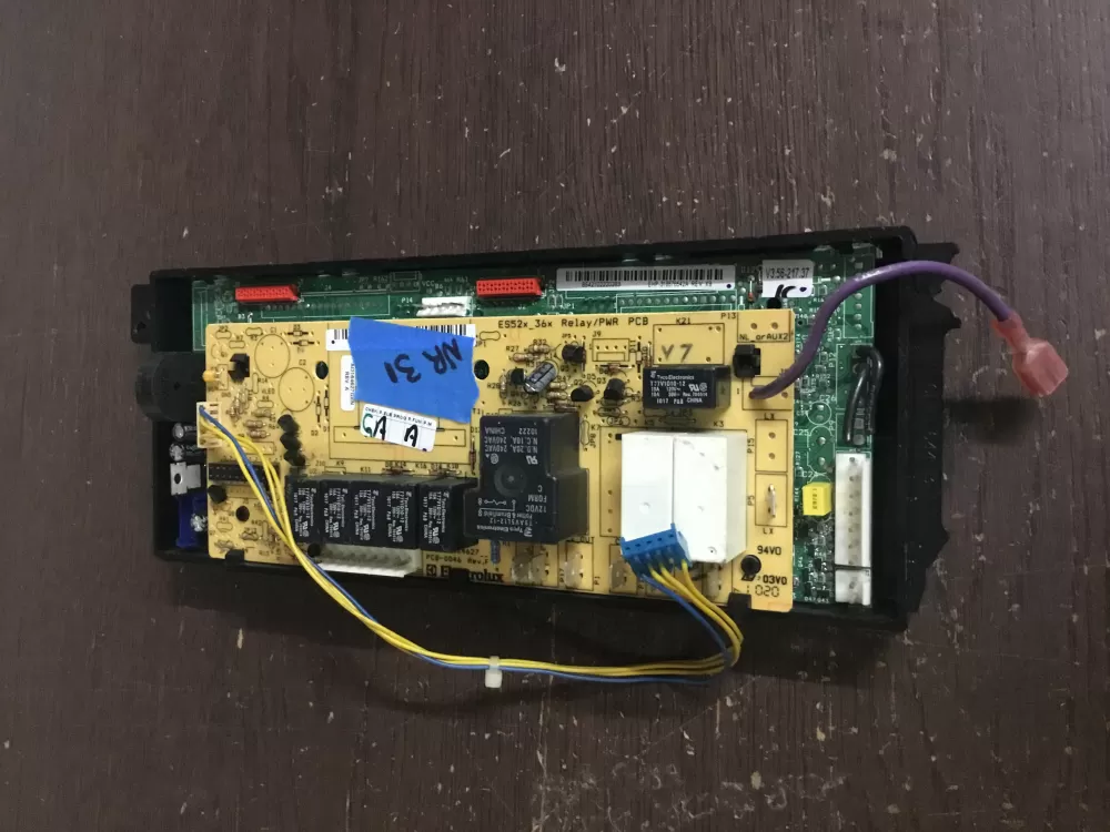 Frigidaire Electrolux 316577086 Range Oven Control Board AZ16656 | NR31
