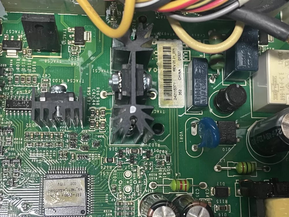 Frigidaire 242115371 Refrigerator Control Board AZ14512 | KMV257