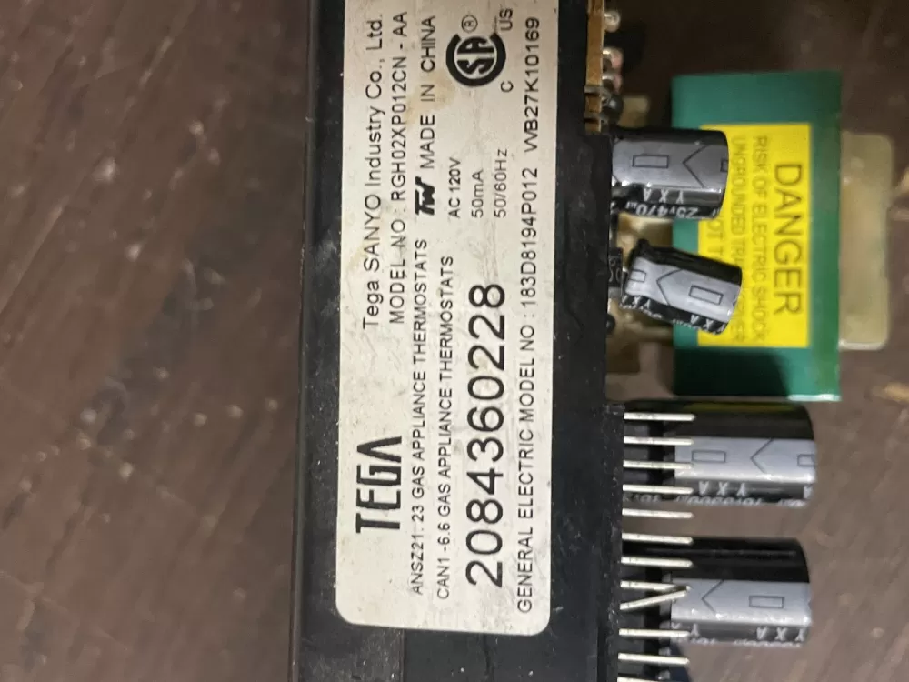 GE WB27K10169 183D8194P012 Range Control AZ41702 | Wm1724