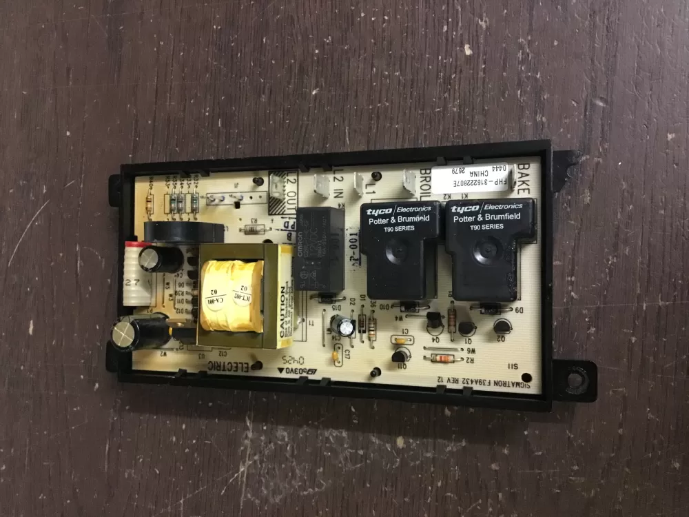 Frigidaire 316222807E Range Control Board AZ15866 | NR218