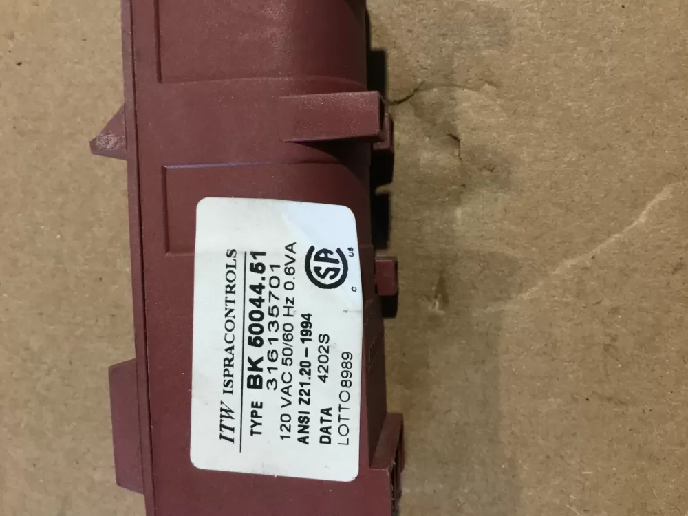 Electrolux  Frigidaire  Kenmore 08067972 316135701 316135702 316T033P01 5303207522 5303209028 5303280394 7316135702 5304505695 Range Spark Module