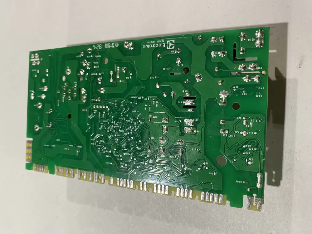 FRIGIDAIRE 916062741 5304513547 MAIN BOARD AZ148440 | BK2025