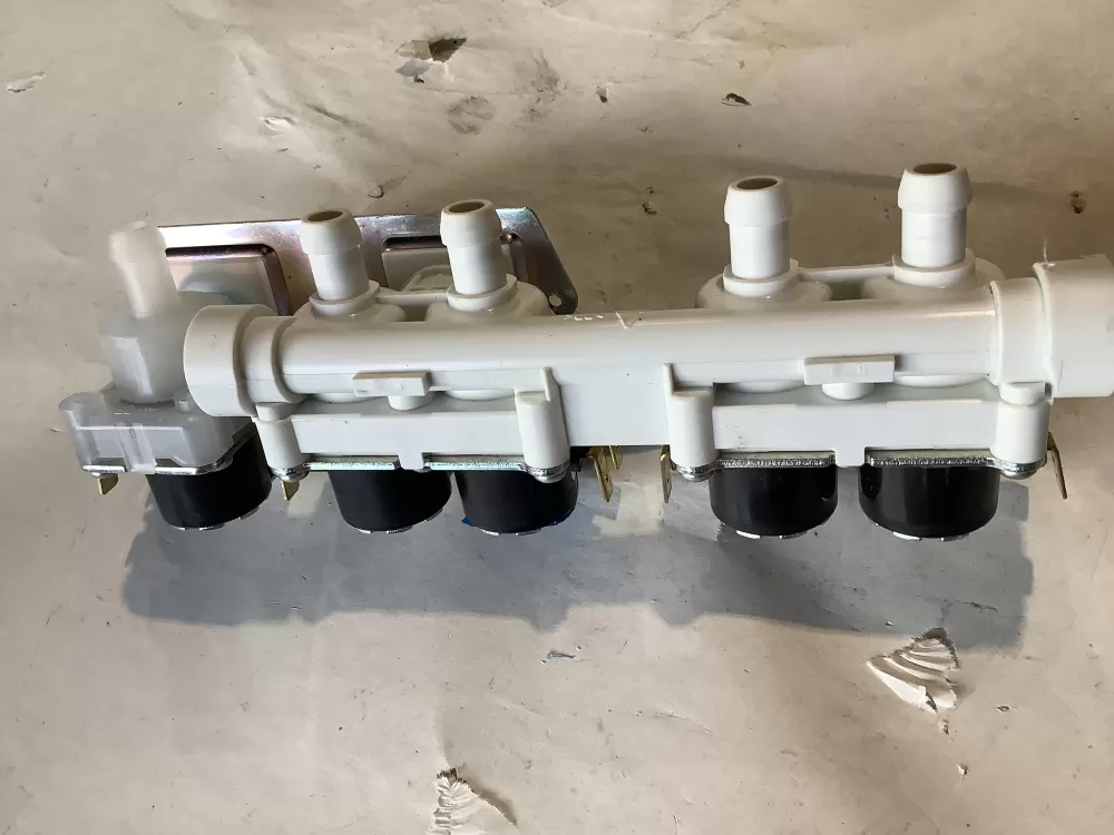 GE Haier 0024000126GN Washer Water Valve Assembly AZ149241 | SL183