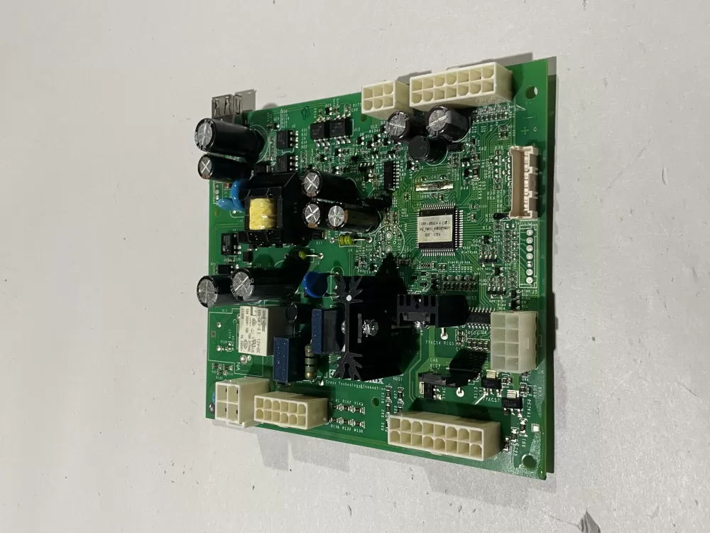 Frigidaire 242115359 Refrigerator Control Board Circuit AZ164924 | Wm5251