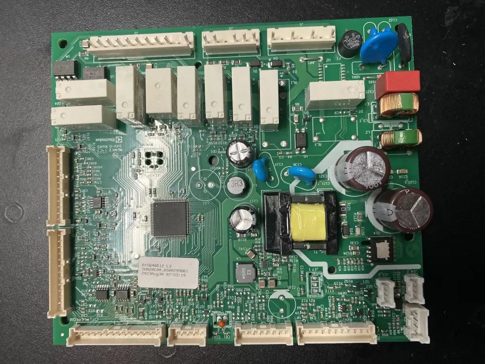 Electrolux A156331-01/C  A11779110 Refrigerator Main Control Board