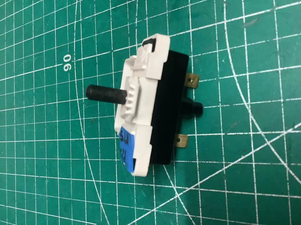 Whirlpool WP3977456 PS11742178 Dryer Start Switch AZ202152 | SL127