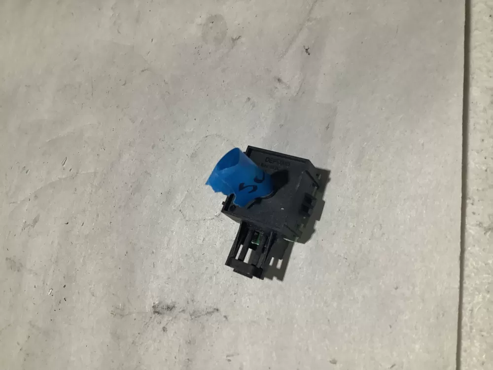 Electrolux EM3642-01 Washer Temperature Switch AZ121304 | Sl213
