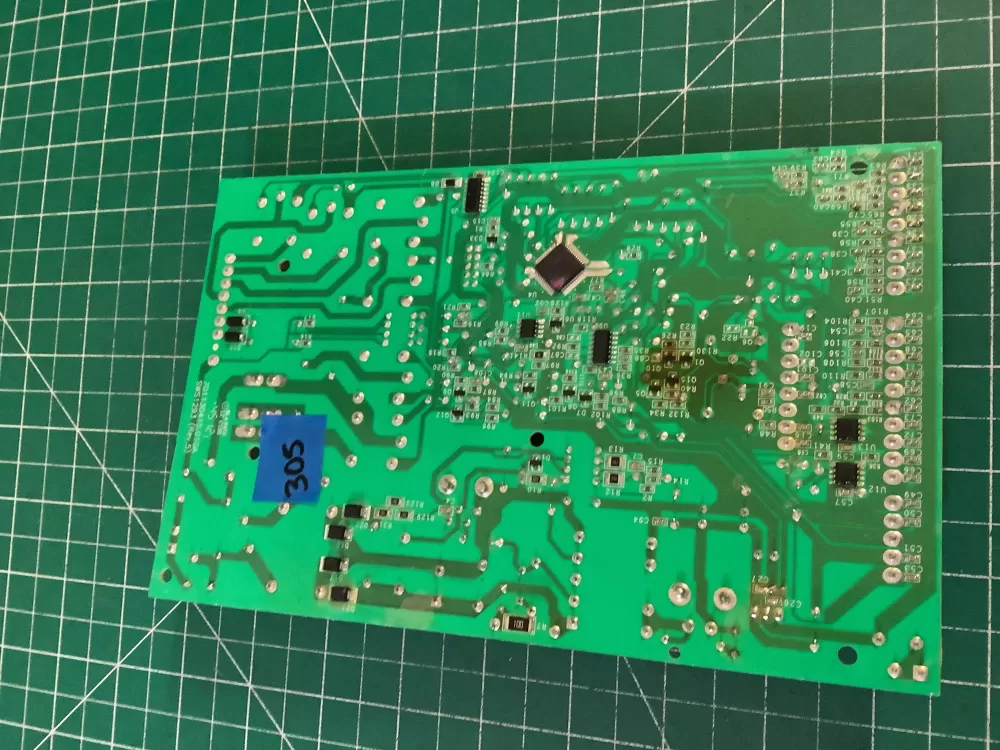 GE WR55X11072 Refrigerator Control Board AZ196337 | NR305