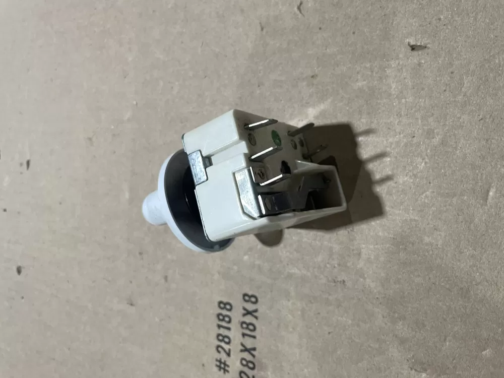 GE 164D1816P11 Range Infinite Switch AZ70848 | Wm1052