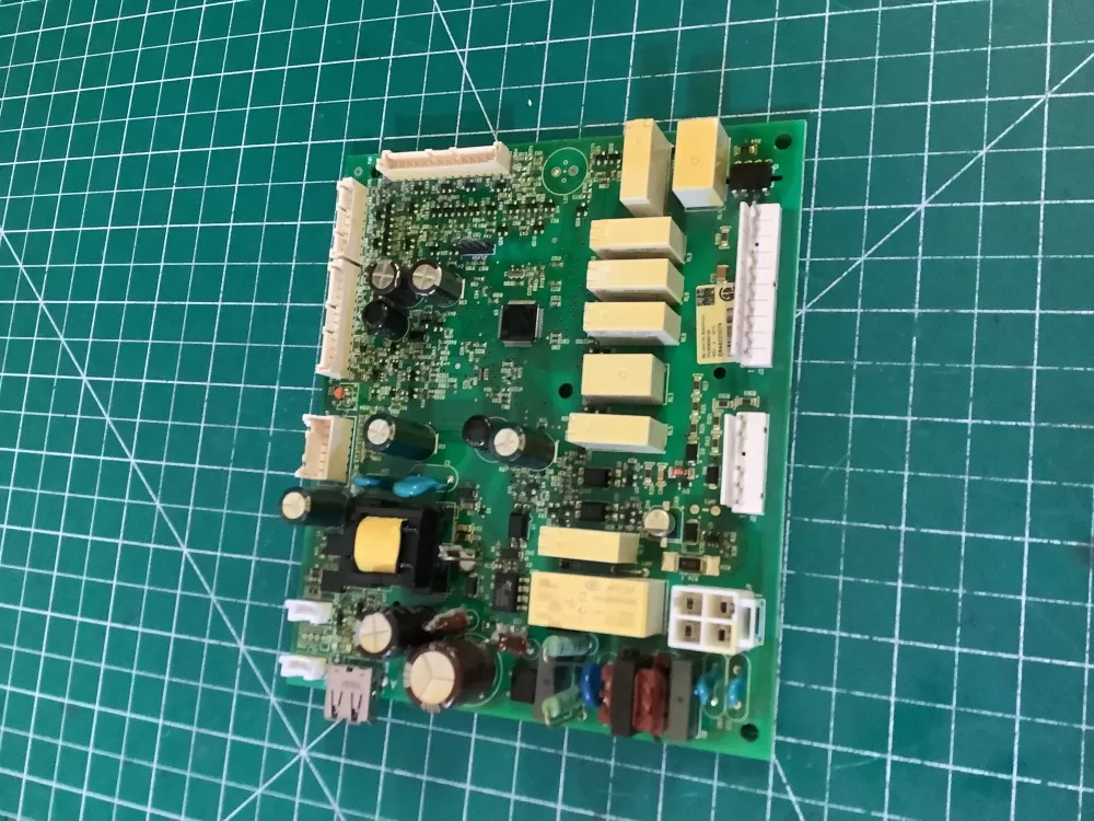 Frigidaire 5304522757  AP6976350  808069104  ER8E24TG07 Refrigerator Control Board