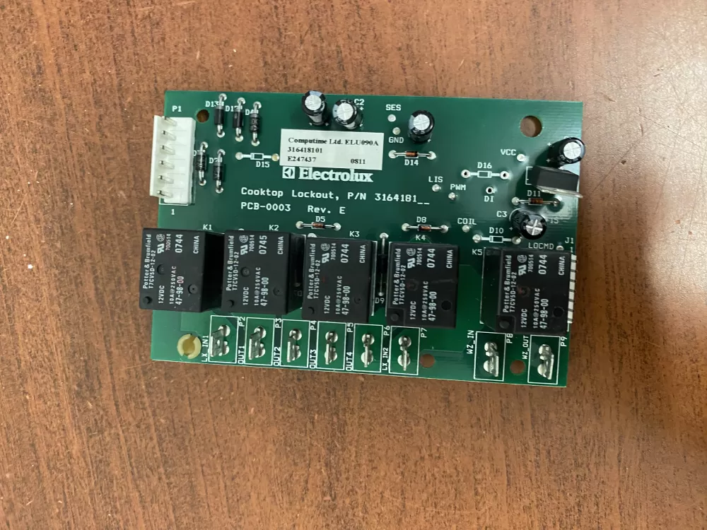 Frigidaire  Kenmore AP3768449 316418100 316418101 PS977959 Range Control Board