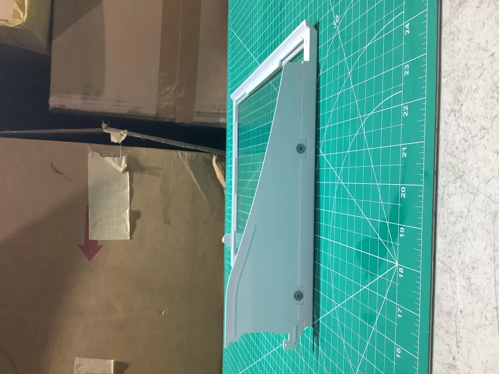 GE 225D8404P003 Refrigerator Glass Shelf Right Hand AZ164589 | SL333