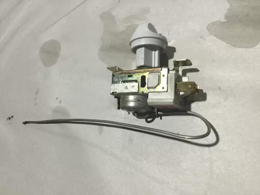 Frigidaire 450226-03 Refrigerator Thermostat AZ99385 | Sl91