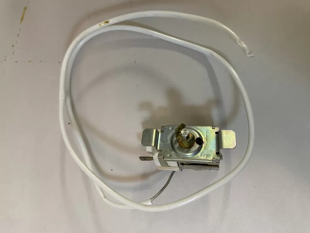 Westinghouse PS8769007 Thermostat Cold Control AZ120579 | BK2218