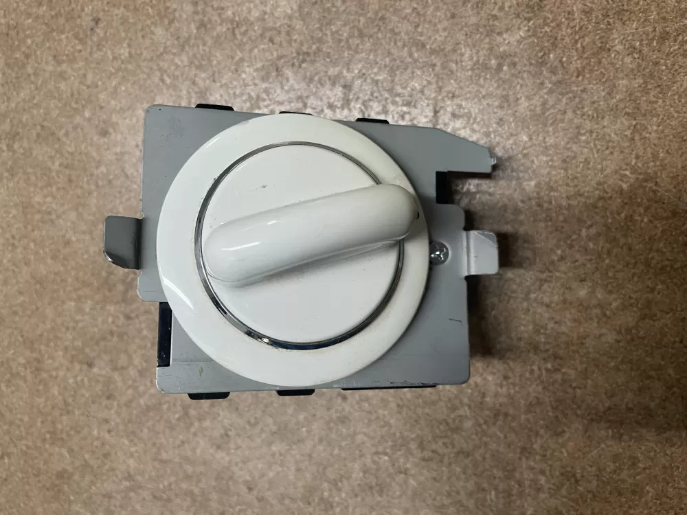 GE 572D520P021 WE4M271 Dryer Timer AZ15321 | KM1309