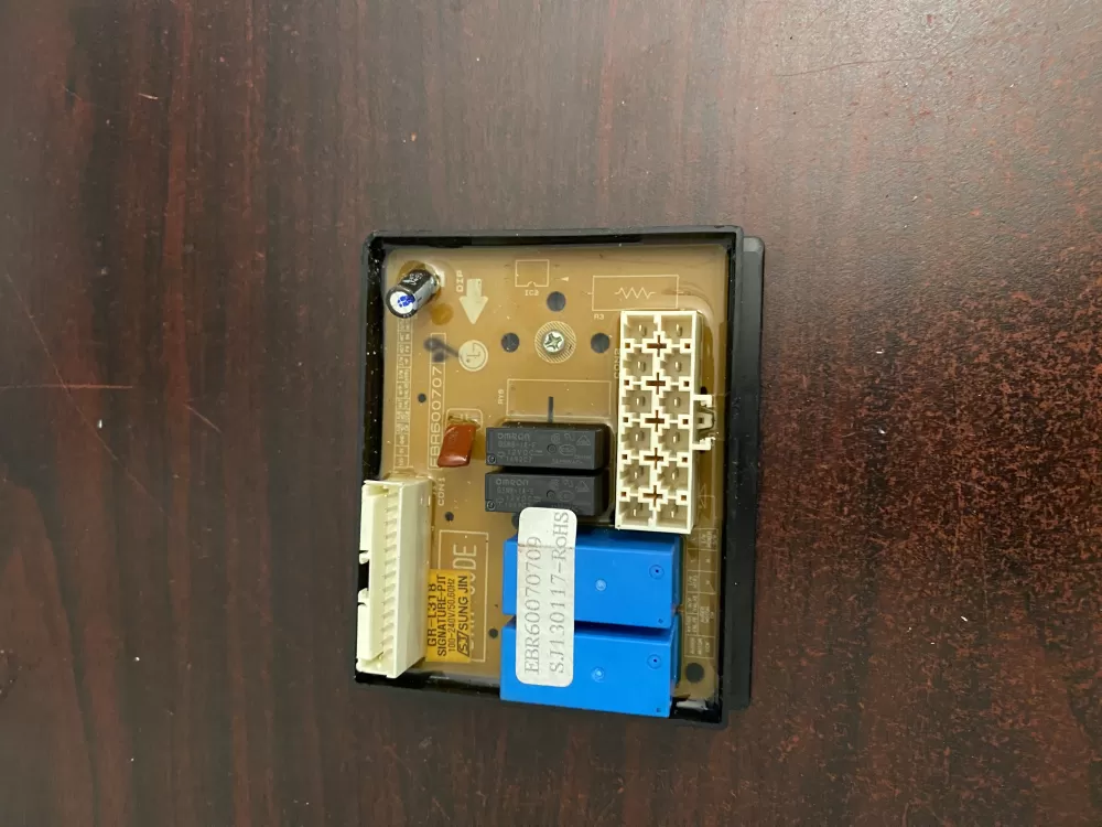 Kenmore  LG EBR60070709 Refrigerator Control Board