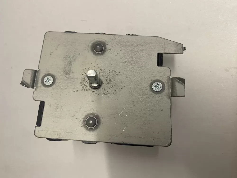 GE 572D520P021 WE4M271 Dryer Timer AZ225147 | BK1108